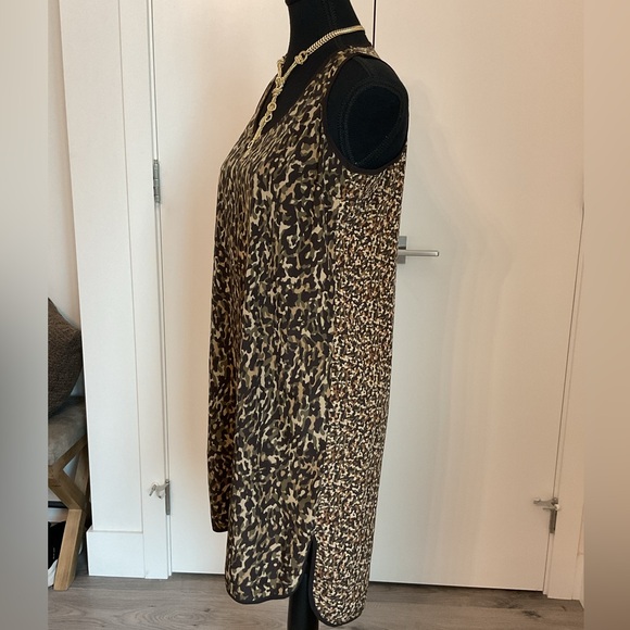 Michael Kors Slip Dress with Rounded bottom - Picture 3 of 7